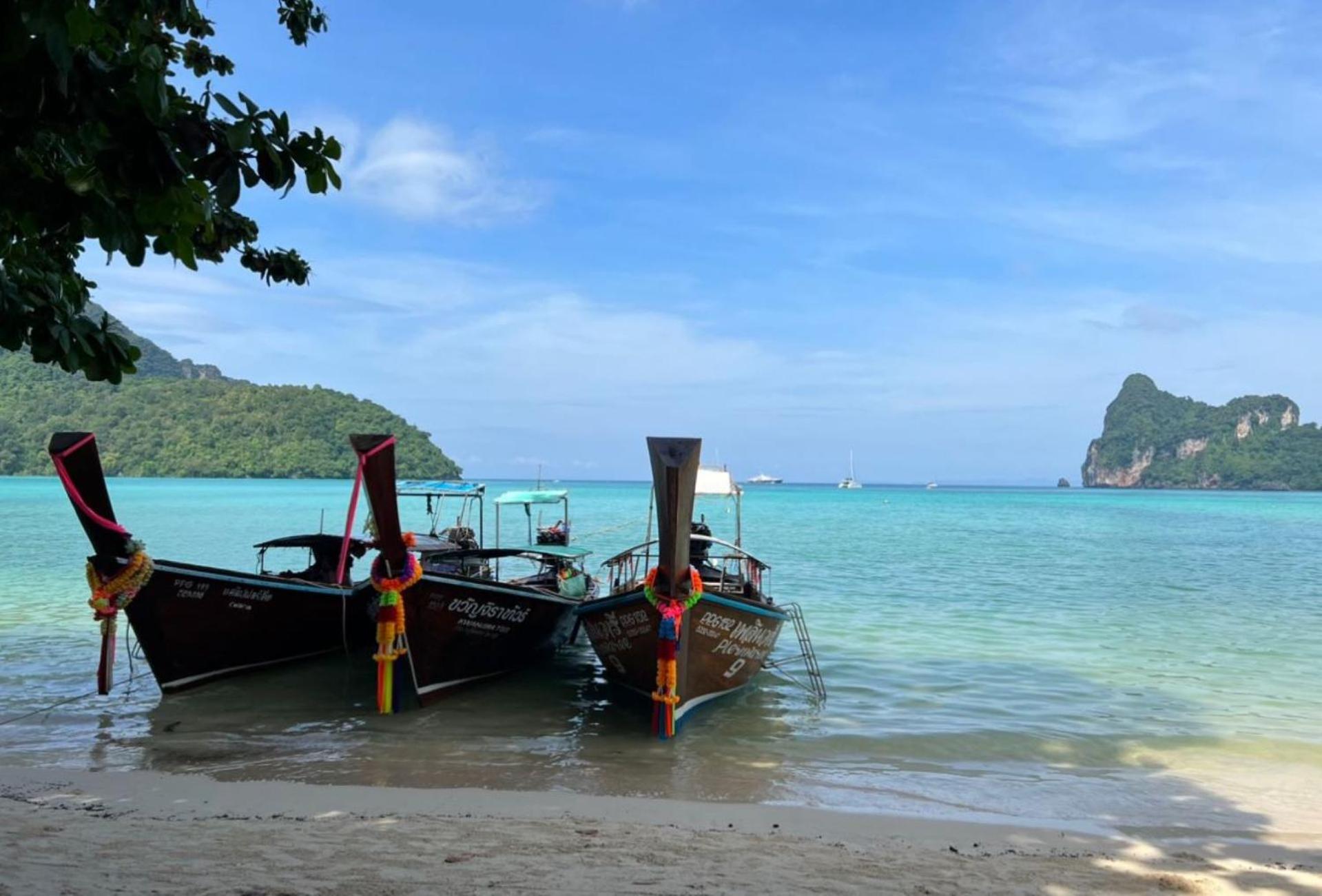 Blanco Beach Bar Hostel Phi Phi-eilanden Buitenkant foto